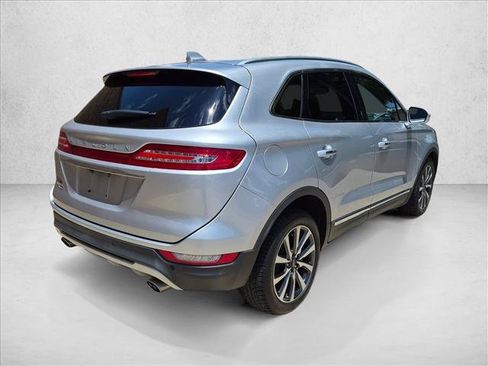 Used 2019 Lincoln MKC Reserve FWD image 5