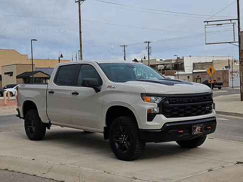 New 2026 Chevrolet Silverado 1500 Custom Trail Boss AWD/4WD image 6