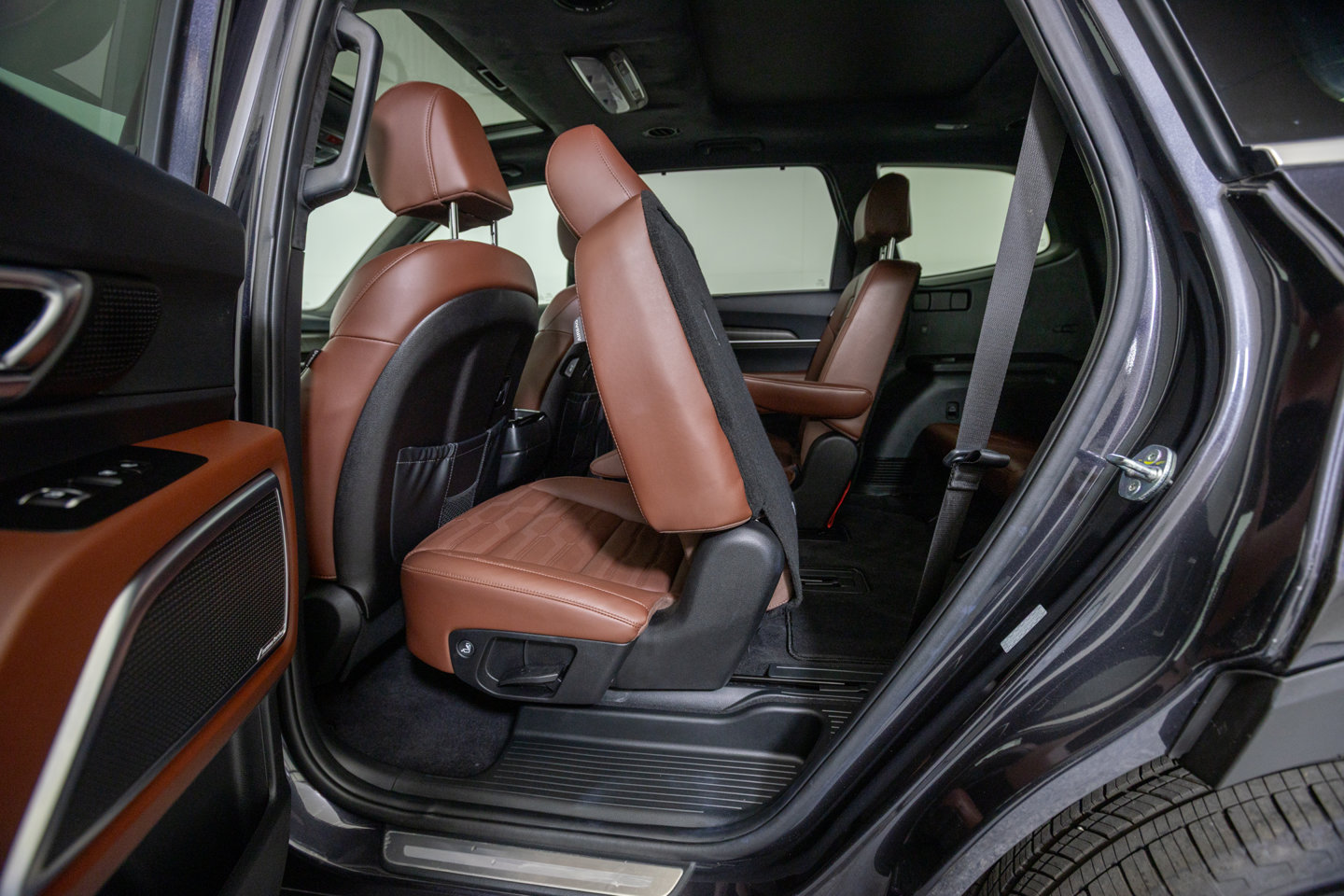 Used 2025 Kia Telluride SX Prestige AWD/4WD image 29