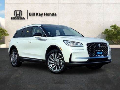 Used 2023 Lincoln Corsair Reserve w/ Equipment Group 201A image 1