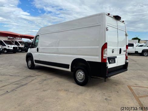 Used 2023 RAM ProMaster 2500 image 5