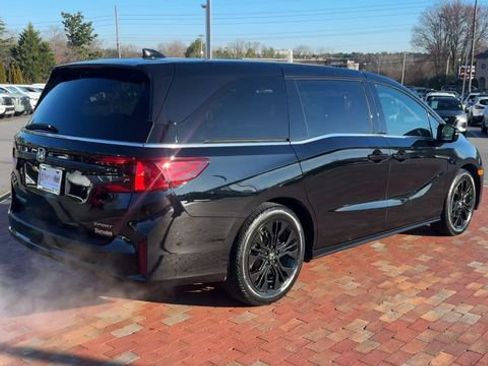 Certified 2025 Honda Odyssey Sport-L image 9
