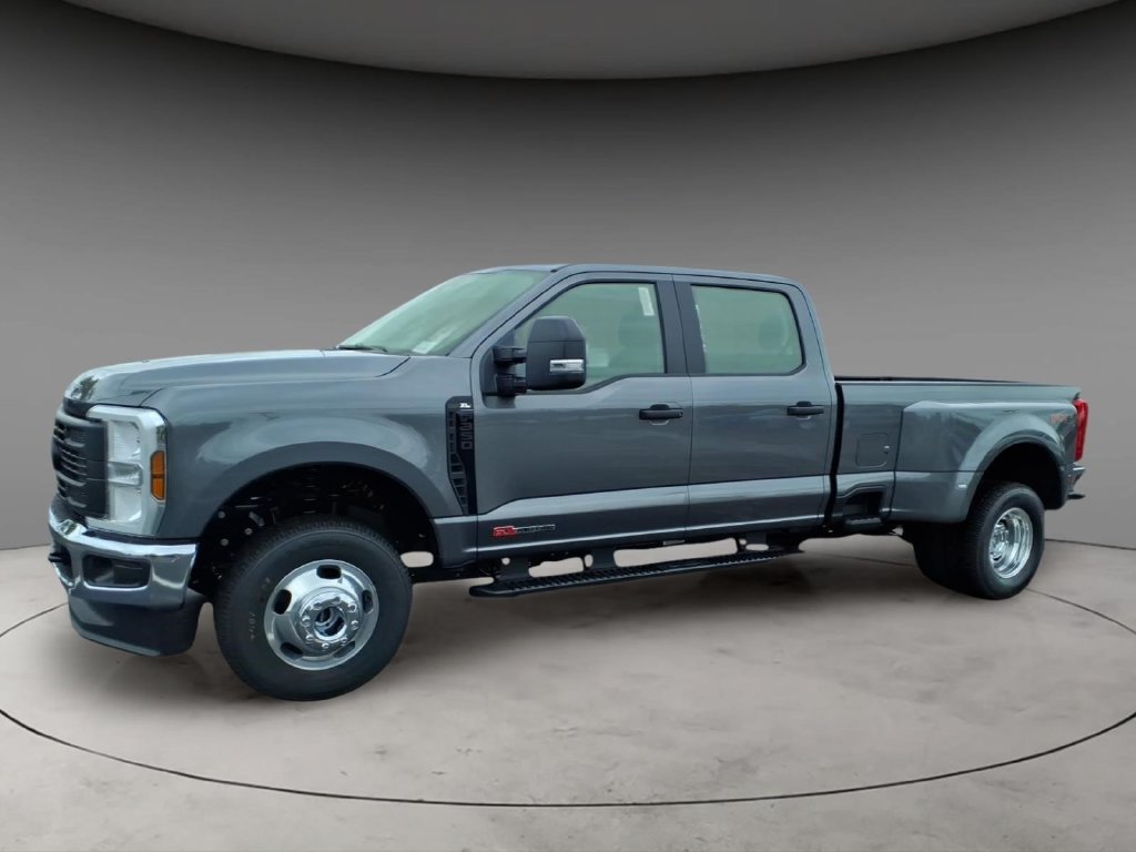 New 2027 Ford F350 XL AWD/4WD image 1