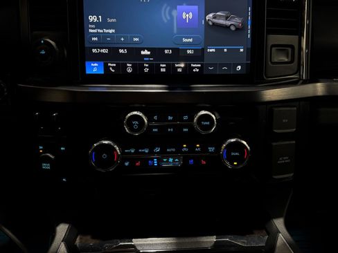 Used 2023 Ford F350 Lariat w/ Lariat Ultimate Package AWD/4WD image 14