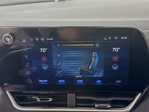 New 2026 Chevrolet Equinox LT w/ Convenience Package II AWD/4WD image 10