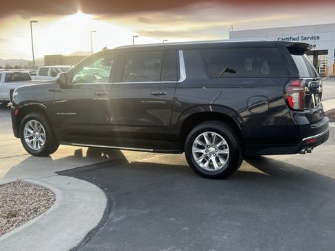 Certified 2023 Chevrolet Suburban Premier image 3