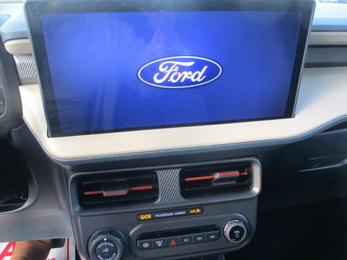 New 2026 Ford Maverick Lariat AWD/4WD image 5