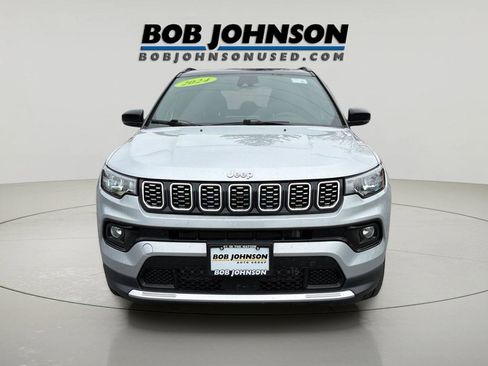 Used 2024 Jeep Compass Limited image 10