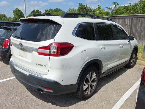 Used 2021 Subaru Ascent Premium w/ Convenience Package AWD/4WD image 7