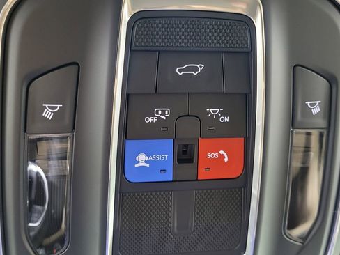 New 2025 Jeep Grand Cherokee Limited image 30