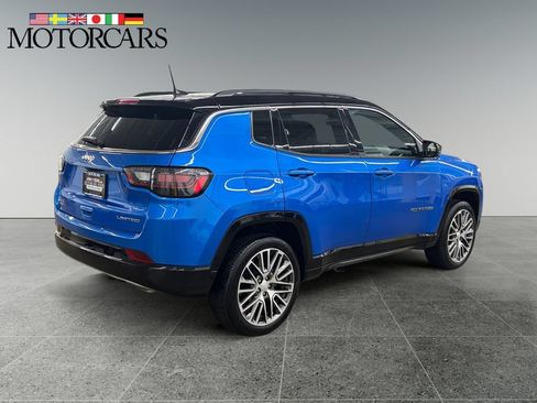 Used 2023 Jeep Compass Limited w/ Elite Group AWD/4WD image 3