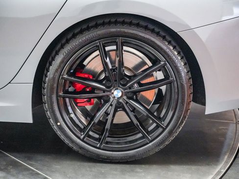 Certified 2023 BMW 330i Sedan w/ M Sport Package RWD image 10