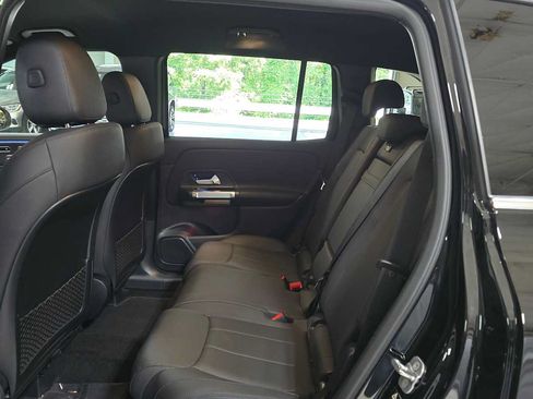 Certified 2025 Mercedes-Benz GLB 250 4MATIC image 16