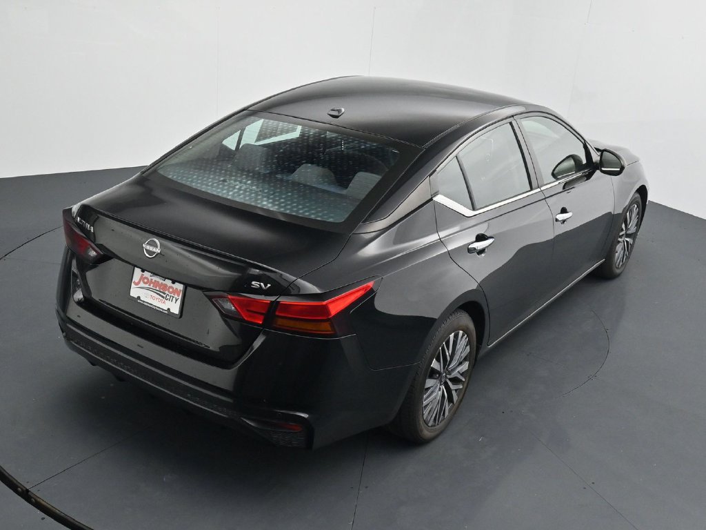 Used 2023 Nissan Altima 2.5 SV FWD image 29