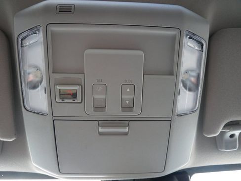 Used 2022 Toyota Sequoia TRD Pro AWD/4WD image 27