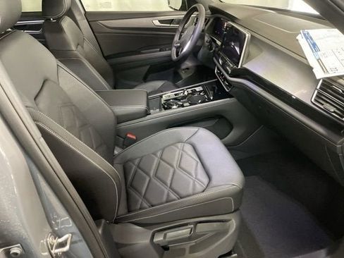New 2026 Volkswagen Atlas Cross Sport SE AWD/4WD image 5