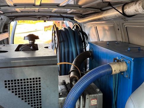 Used 2011 Ford E-250 and Econoline 250 w/ PWR Group image 24