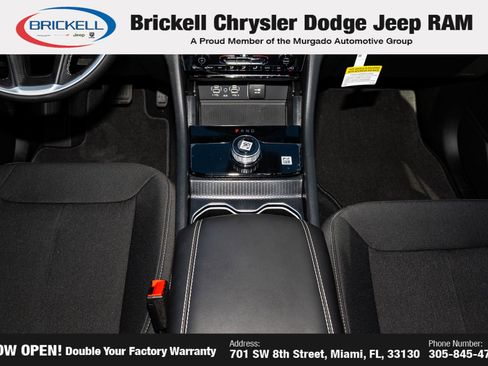 New 2025 Jeep Grand Cherokee Laredo X w/ Luxury Tech Group I image 26