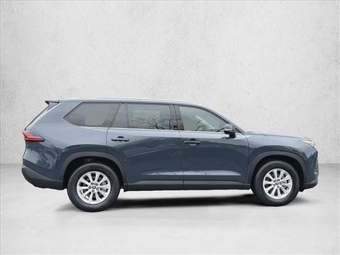 New 2026 Toyota Grand Highlander XLE image 4