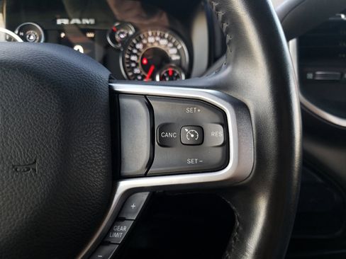 Used 2024 RAM 3500 Big Horn image 39