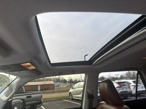 Used 2016 Toyota 4Runner Limited image 6