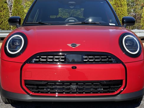 New 2026 MINI Cooper 4-Door Hardtop FWD image 41