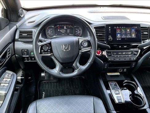 Used 2023 Honda Passport Elite image 6