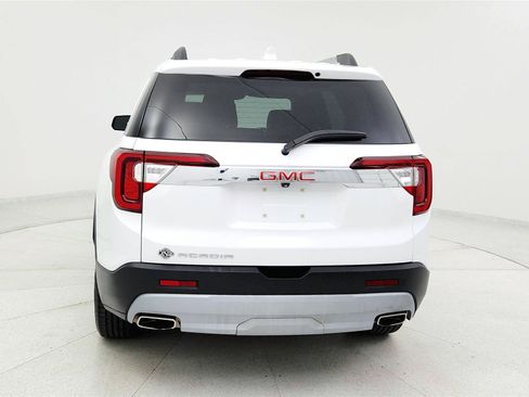 Used 2023 GMC Acadia SLT image 3