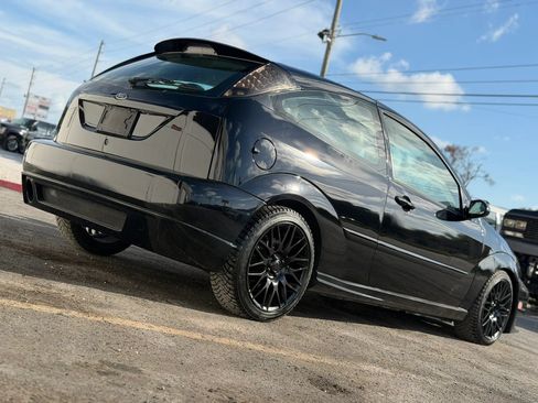 Used 2003 Ford Focus SVT FWD image 4