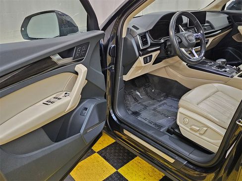 Used 2018 Audi Q5 2.0T Premium Plus image 20