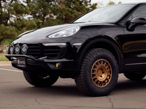 Used 2015 Porsche Cayenne Diesel AWD/4WD image 22