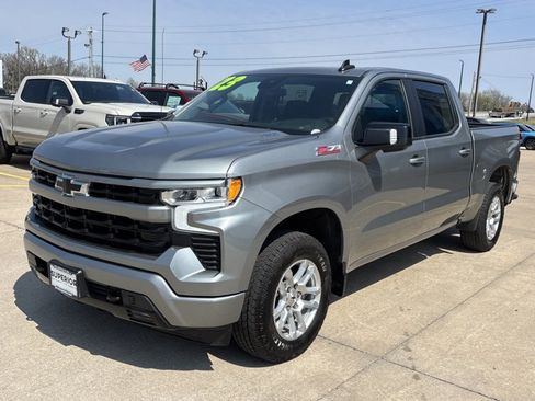 Used 2023 Chevrolet Silverado 1500 RST w/ Convenience Package II image 9