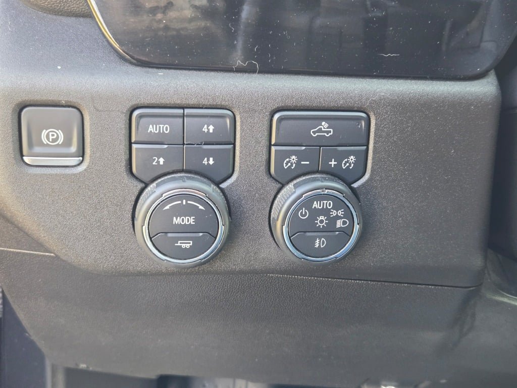 Used 2024 Chevrolet Silverado 1500 RST w/ Convenience Package II AWD/4WD image 28