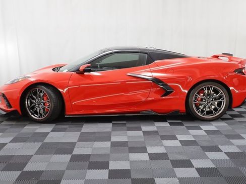 Used 2023 Chevrolet Corvette Stingray Premium Conv w/ Z51 Performance Package image 4