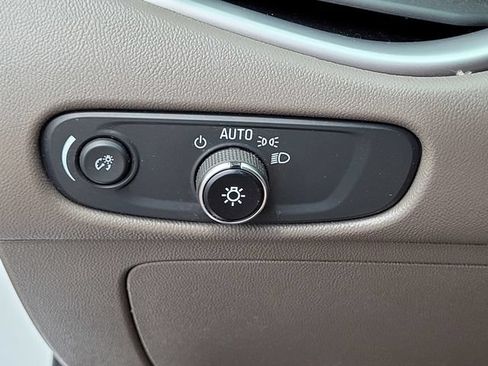 Used 2021 Chevrolet Malibu LS FWD image 14
