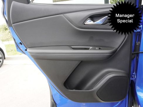 Used 2024 Chevrolet Blazer LT AWD/4WD image 28