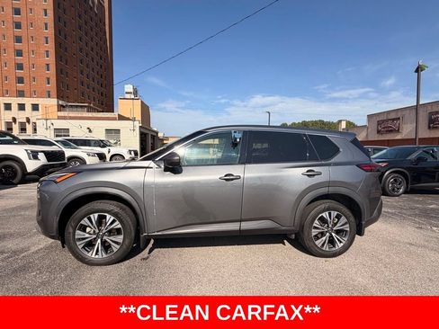 Used 2021 Nissan Rogue SV FWD image 2
