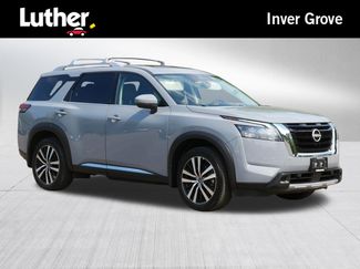 Certified 2025 Nissan Pathfinder Platinum w/ Cargo Package AWD/4WD video 1