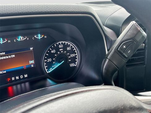 Used 2022 Ford F150 XL w/ Trailer Tow Package image 17