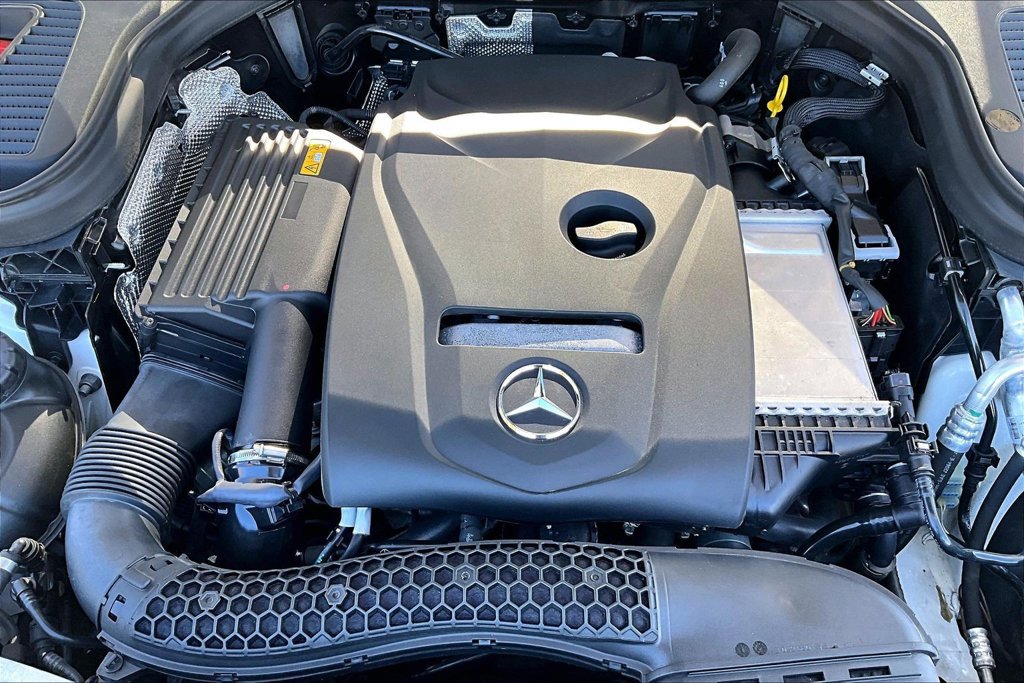 Used 2018 Mercedes-Benz GLC 300 4MATIC Coupe image 31