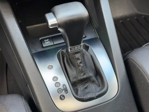 Used 2010 Volkswagen Jetta Wolfsburg Edition FWD image 27