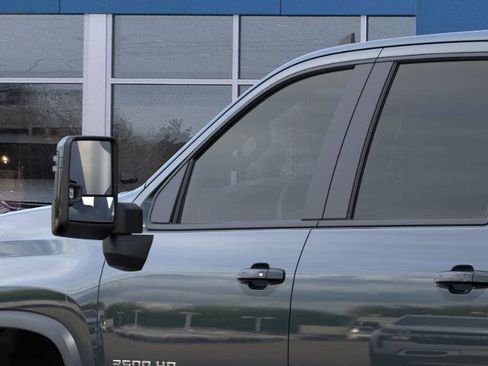 New 2026 Chevrolet Silverado 2500 ZR2 AWD/4WD image 12