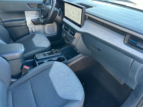 Used 2025 Ford Maverick XLT w/ Equipment Group 301A image 16