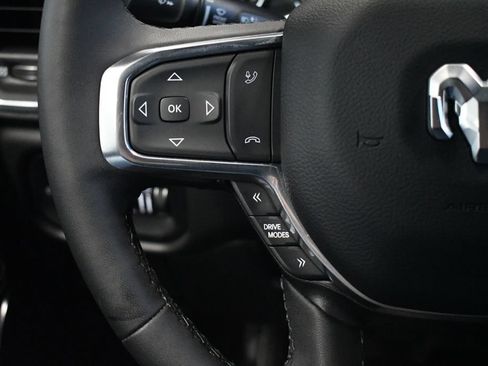 Used 2025 RAM 1500 Laramie AWD/4WD image 32