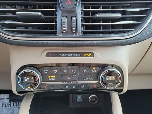 Used 2021 Ford Escape SEL image 16