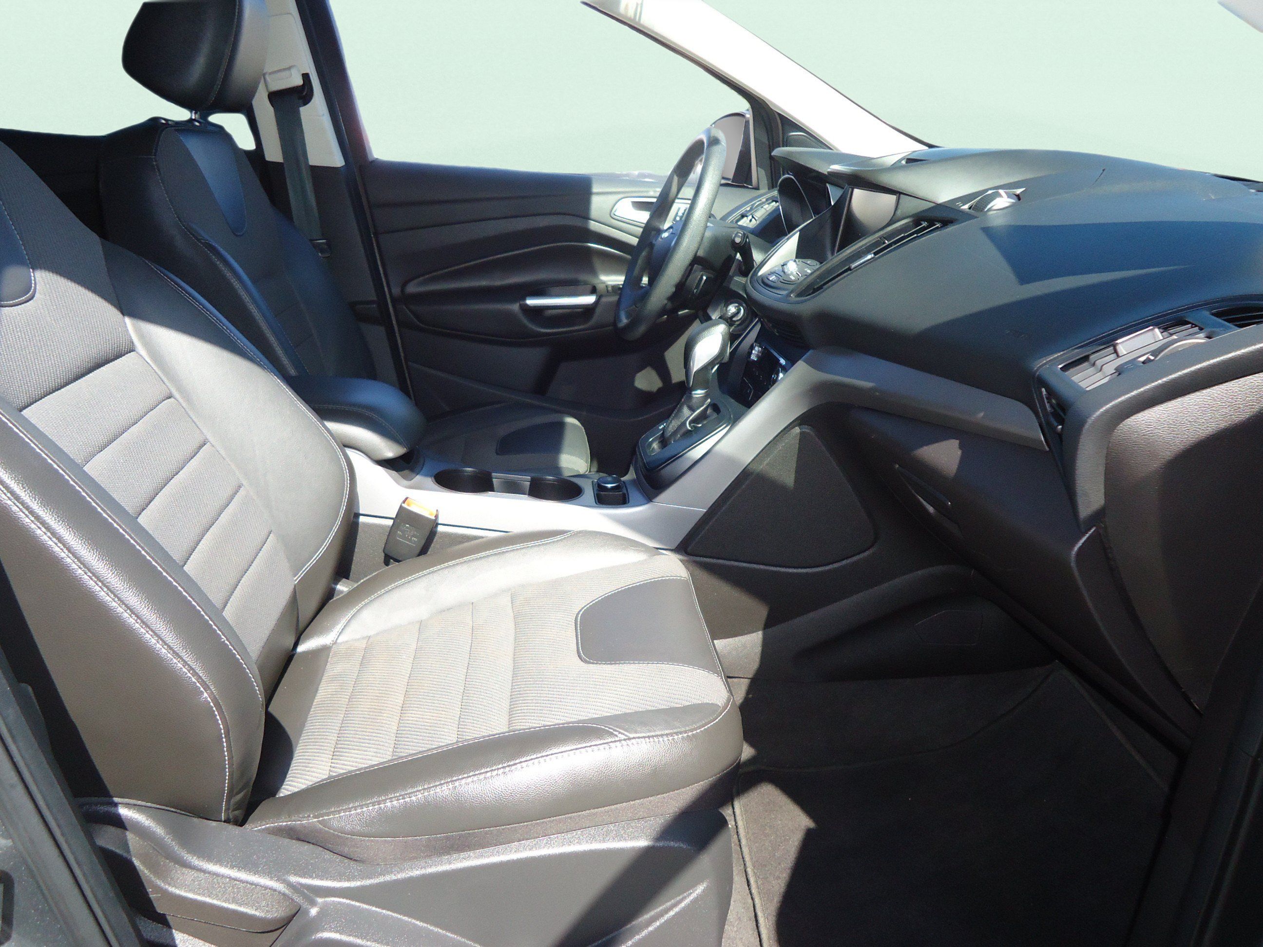 Used 2014 Ford Escape SE w/ SE Chrome Package FWD image 23