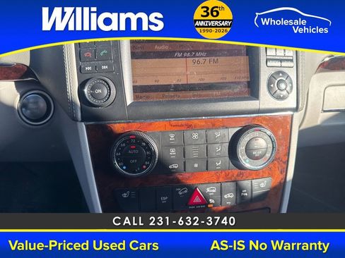 Used 2011 Mercedes-Benz GL 450 4MATIC image 48