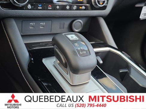 New 2026 Mitsubishi Outlander SEL FWD image 23