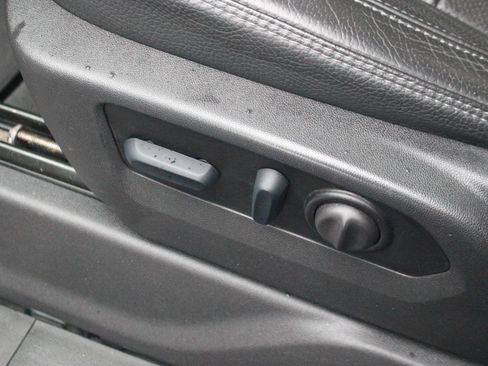 Used 2023 GMC Sierra 3500 Denali image 15