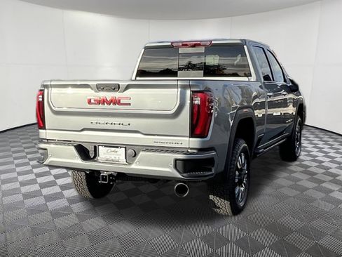 New 2026 GMC Sierra 2500 Denali w/ Denali Reserve Package image 6